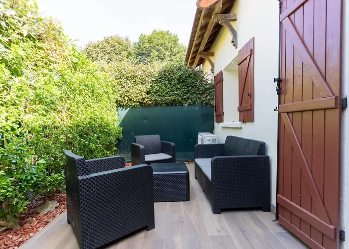 Apartment Esbly, Jacuzzi, Terrasse, Disneyland
